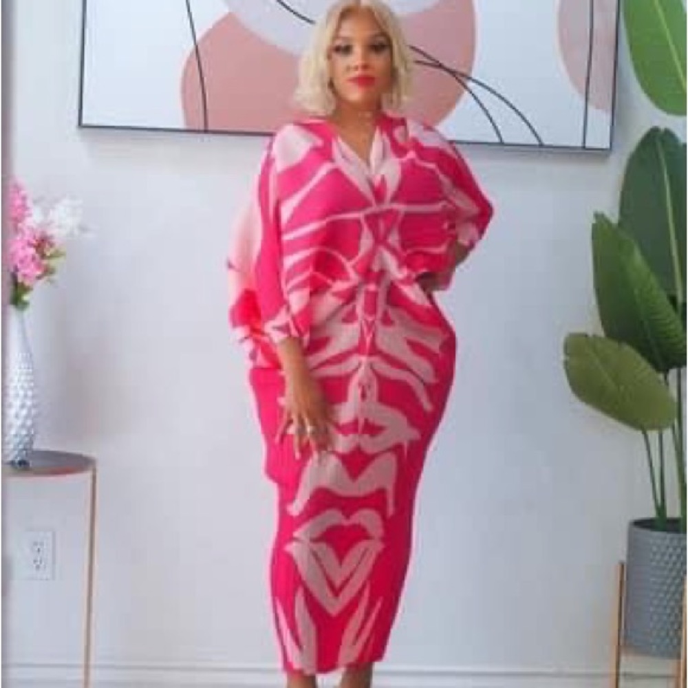 Crinkle Pleated Abstract Print Midi Dress